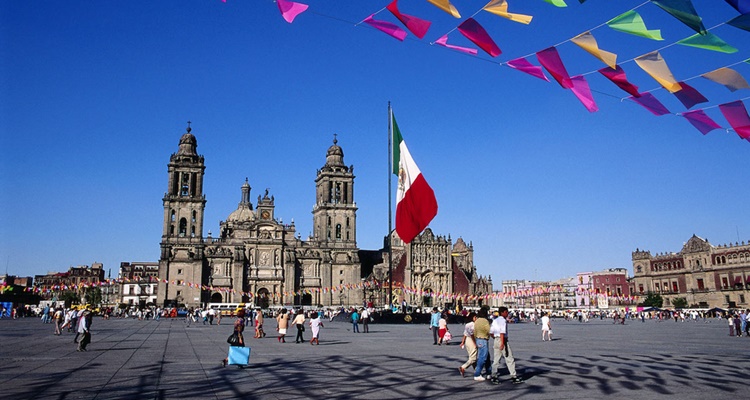La ciudad de Mexico y los objetos voladores no identificados