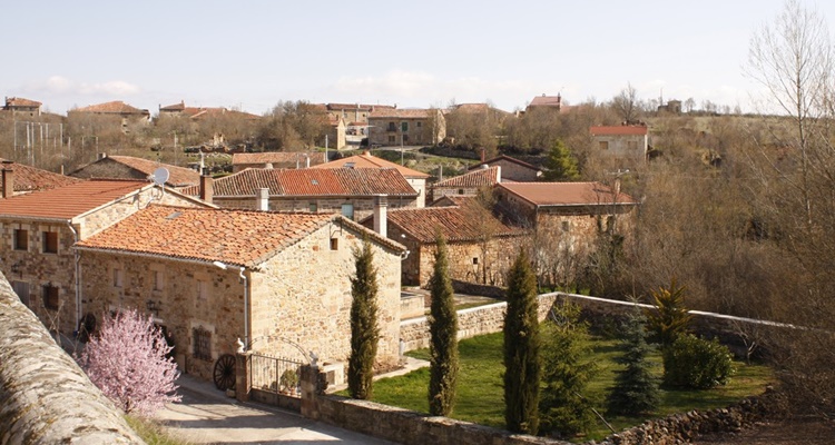 Los pueblos mas pequenos de Espana Jaramillo Quemado