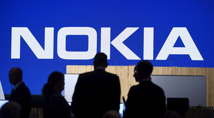 Nokia se hunde casi un 25% en Bolsa tras recortar previsiones