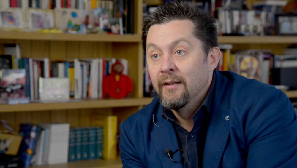 Álex Pina y Ramón Campos, la cara y la cruz de los productores de Netflix