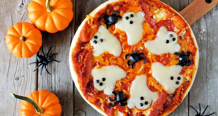 Recetas de Halloween pizza con fantasmas
