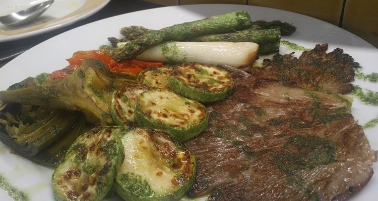 Restaurantes de verduras en Espana Los Cuevas en Sevilla