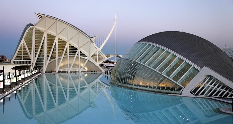 Valencia recibe mas de un millon de turistas internacionales