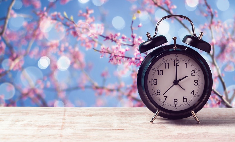 en España se hace un cambio de hora dos veces al año