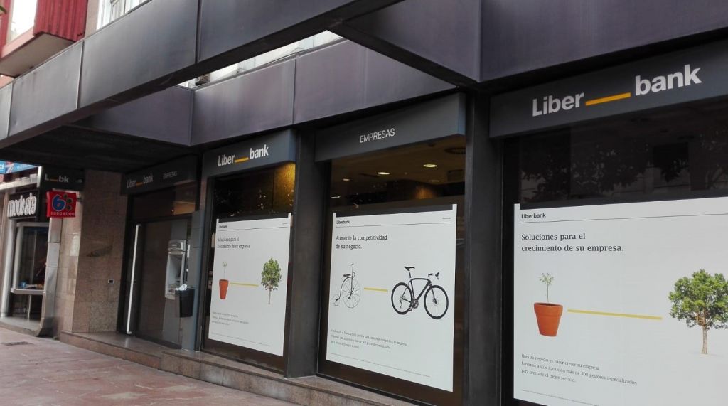 Liberbank plantea un recorte de sueldos y los sindicatos se niegan