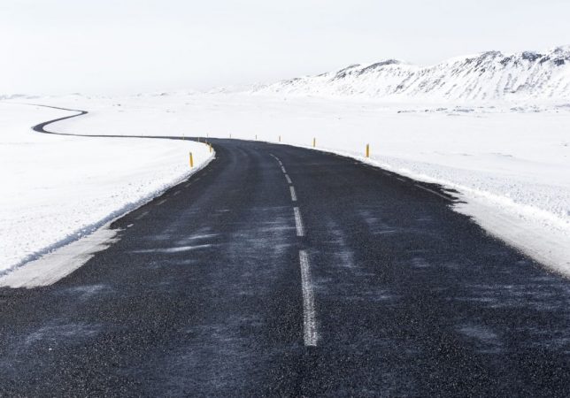 Los pasos para conducir cuando hay hielo en la carretera 2 Merca2.es conocimiento de los frenos