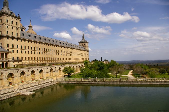 El pueblo de Madrid que conserva una fortaleza medieval del siglo XV san lorenzo escorial 1
