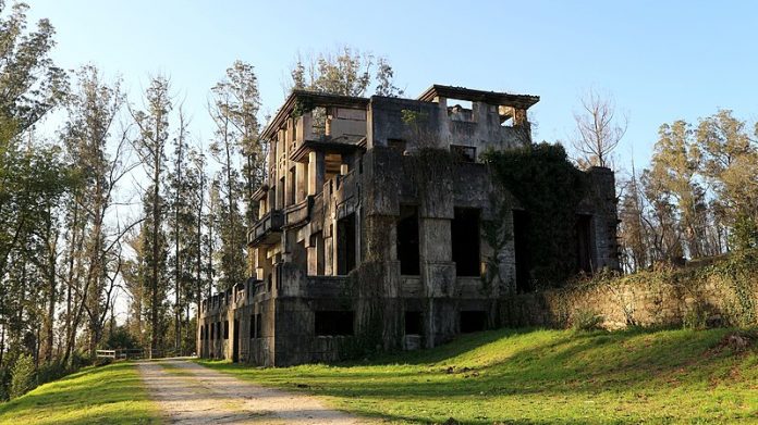 Sanatorio de Cesuras, lugares abandonados