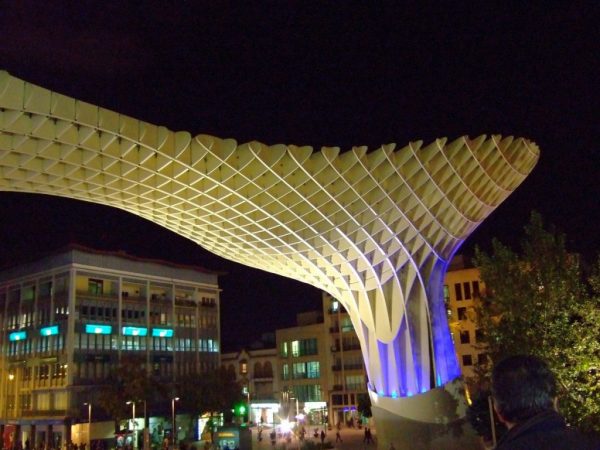 Sevilla de noche