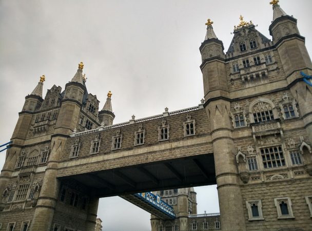 Tower Bridge, Alhambra, Puerta del Sol