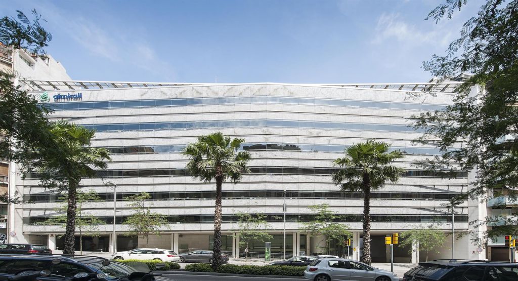 Almirall sustituirá a Mediaset en el Ibex 35 a partir del 22 de junio