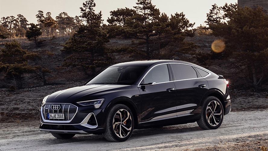 Audi amplía la gama de su modelo electrónico e-tron