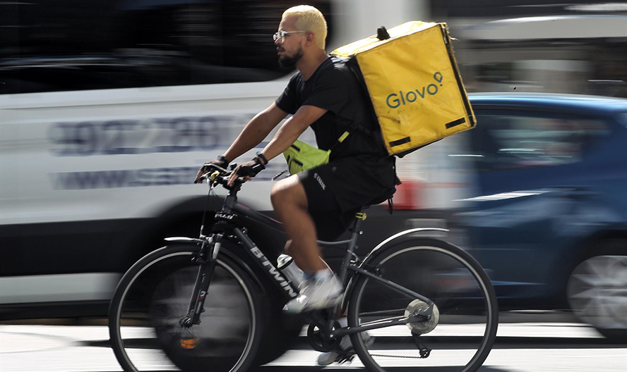 Glovo afirma que sus ‘riders’ cobran más de 1.300 euros mensuales