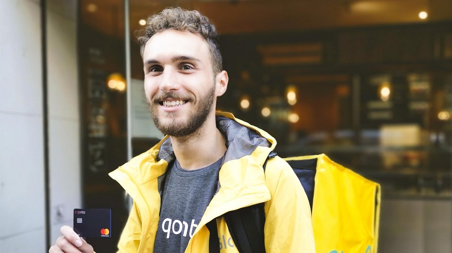Glovo presume de dar oportunidades de empleo, como ‘riders’, a parados