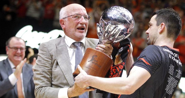 Juan Roig es un gran fan del baloncesto