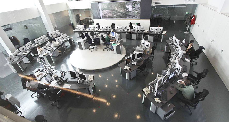 Atos y Telefónica atascan la renovación del obsoleto 112 de Extremadura
