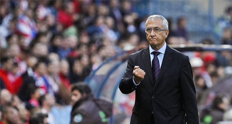 Manzano, sin éxito por los banquillos