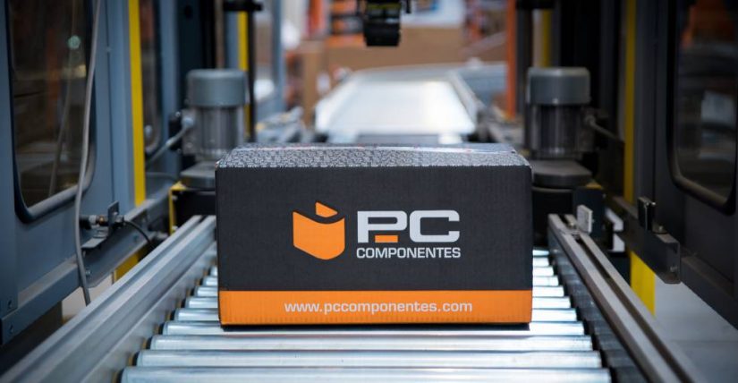 Caja de PCComponentes