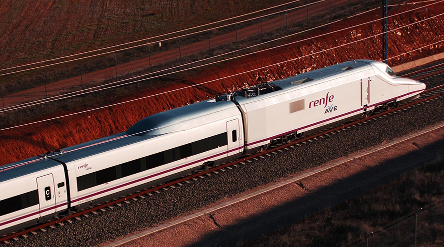 Los empleados de Renfe y Adif se rebelan: exigen más contrataciones