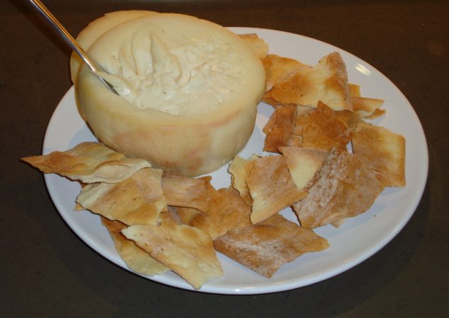 Torta de casar, típica de Cáceres