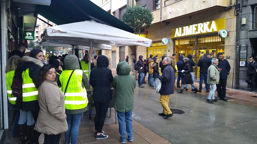 Alimerka ‘esquiva’ la huelga: cierra 5 de sus 128 tiendas en Asturias