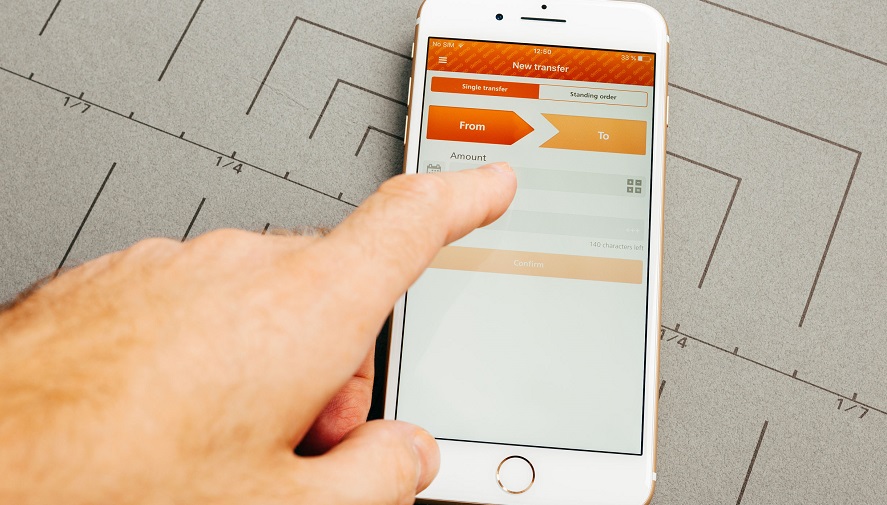 Los clientes de ING estallan: les obligan a usar la ‘app’ y nunca funciona