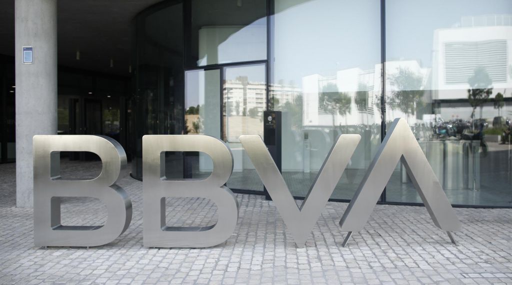 BBVA prevé un ajuste negativo de 1.350 M€ por su inversión en EEUU