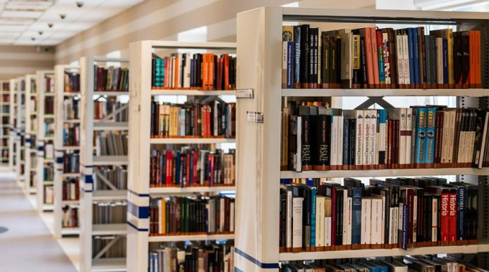 Cierran cerca de 200 bibliotecas en España