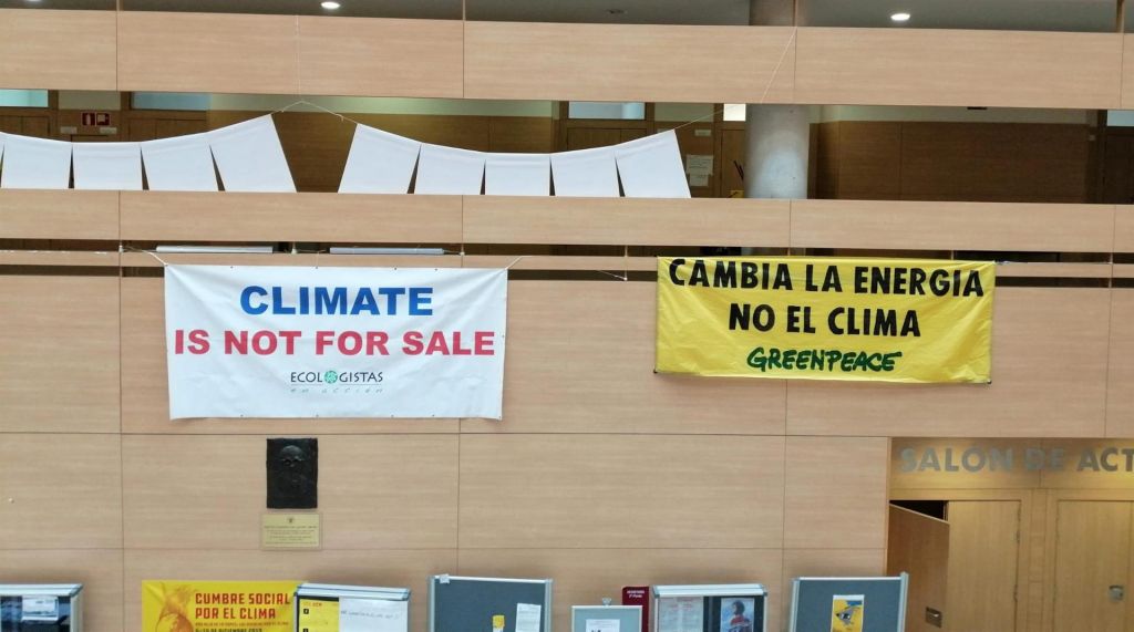 ONGs ambientales dicen que la COP es una «farsa» que trata «estupideces»