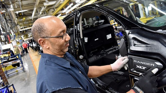 Ford invierte 1.300 M€ en vehículos eléctricos y autónomos en EEUU
