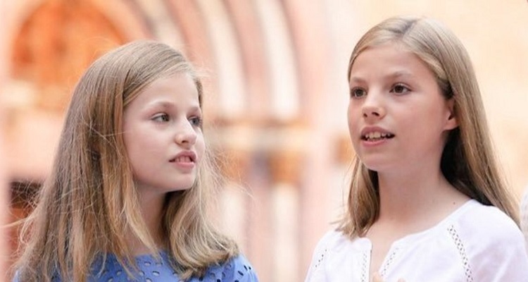 La estricta educación que Letizia ha impuesto a Leonor y Sofía