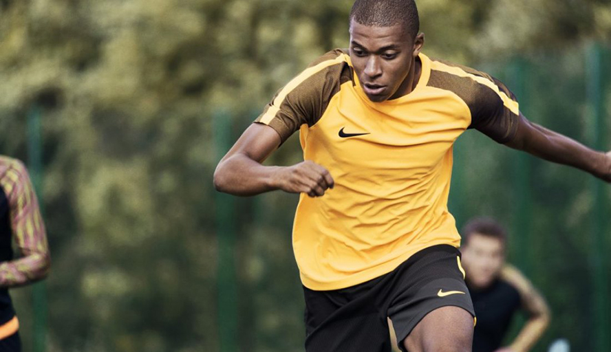 Mbappé aún no renueva y da alas al ‘pelotazo’ de Adidas