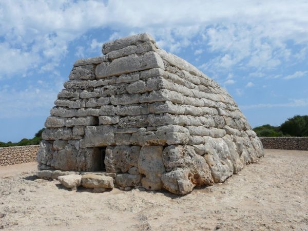 NAVETA DES TUDONS, MENORCA Edificios de España