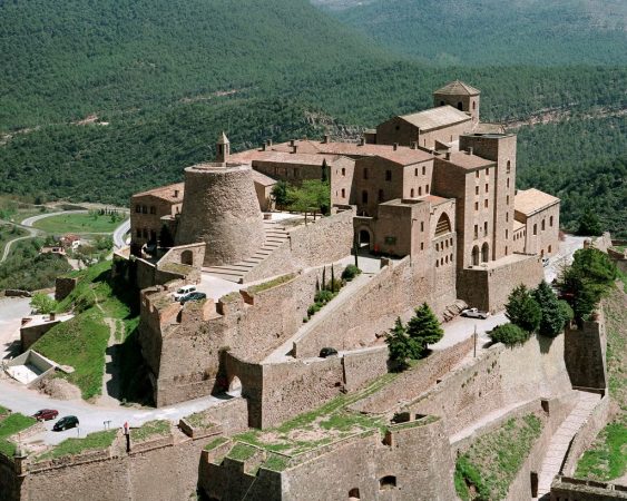 Cardona, parador - pueblos de Barcelona