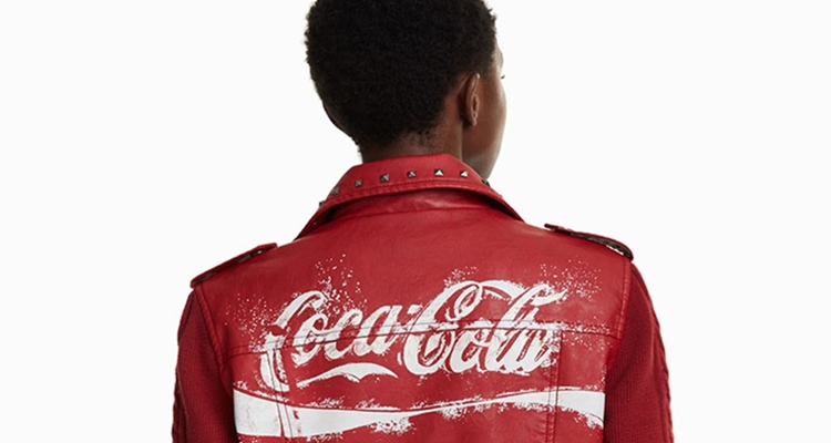 Así es la colaboración de Coca Cola con Desigual