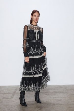 vestido tul bordado