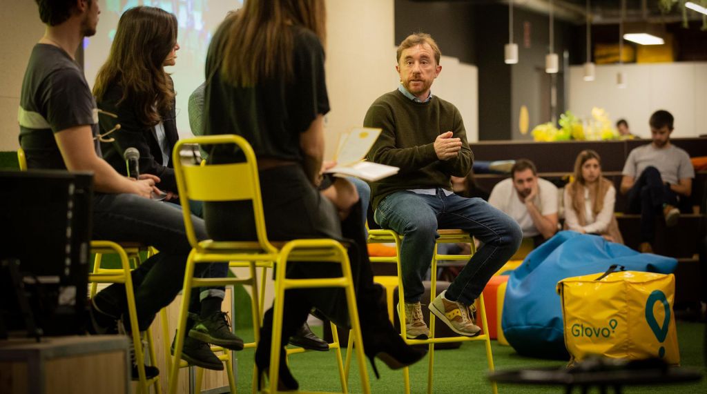 Glovo prueba el envío de ‘tuppers’ baratos a empresas y edificios