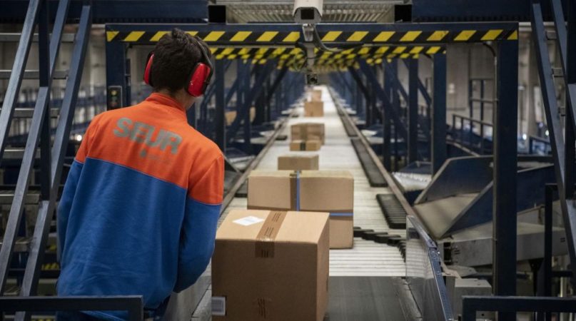 Dia y Eroski buscan más tráfico de clientes a través de puntos de recogida 3 Merca2.es Seur 14 millones envíos