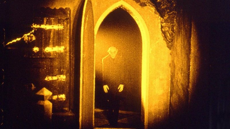 10 exposiciones de Madrid que deberías anotar en tu agenda 1 Merca2.es Vampiros. La evolución del mito exposiciones de Madrid