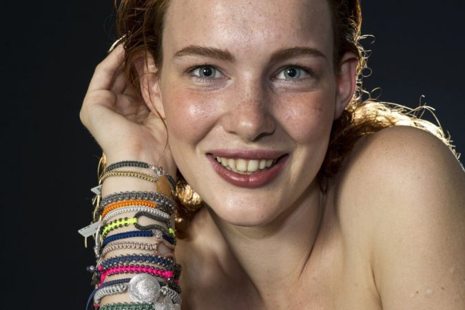 dientes de mujer