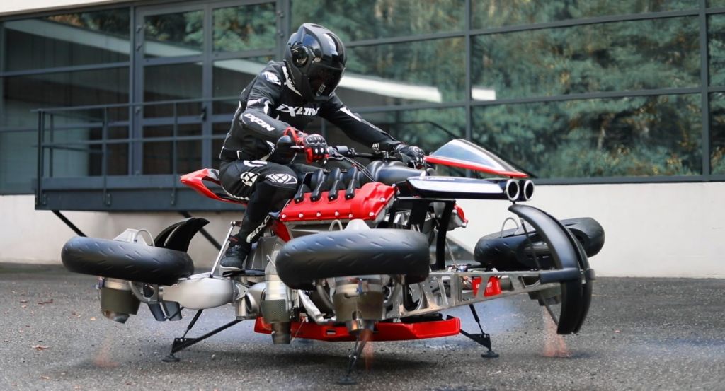 Lazareth motos voladoras
