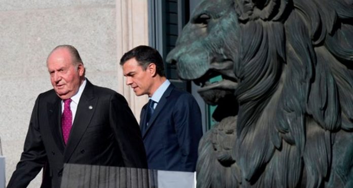 Juan Carlos enfados con Pedro Sánchez