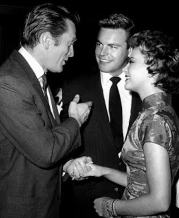 La muerte de Kirk Douglas resucita su presunta violación a Natalie Wood 1 Merca2.es Natalie Wood 1 Merca2.es