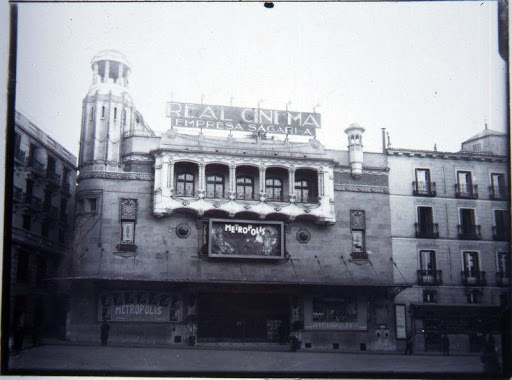 Adiós al Real Cinema: la cultura da paso al negocio 1 Merca2.es Real CINEMA ANTIGUO 1 Merca2.es