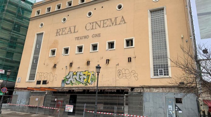 Obras Real Cinema