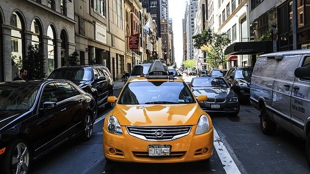 Reconvertir coches diésel o gasolina, tendencia en Estados Unidos