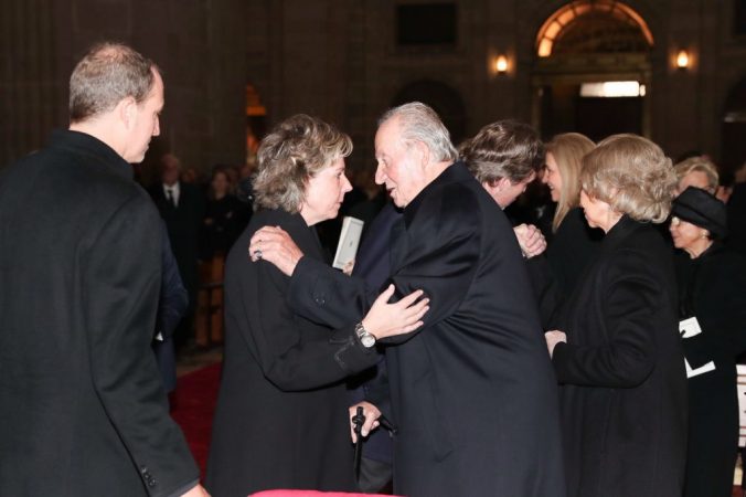 Juan Carlos I en el funeral de la Infanta Pilar