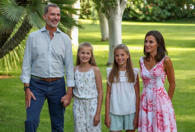 Leonor y su familia