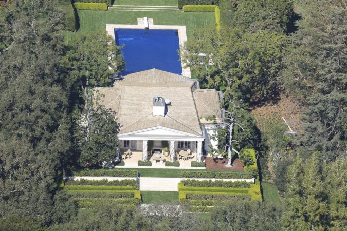 mansion piscina 1 Merca2.es