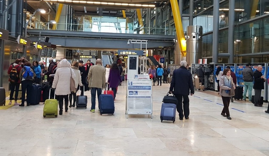 La OCU pide que se considere «fuerza mayor» la cancelación de viajes por coronavirus